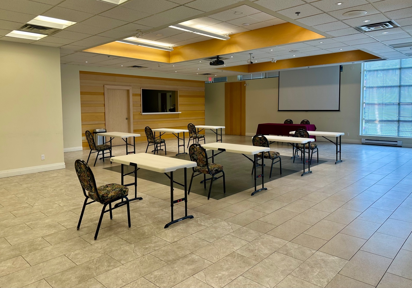 Café Kultura arranged for a classroom session