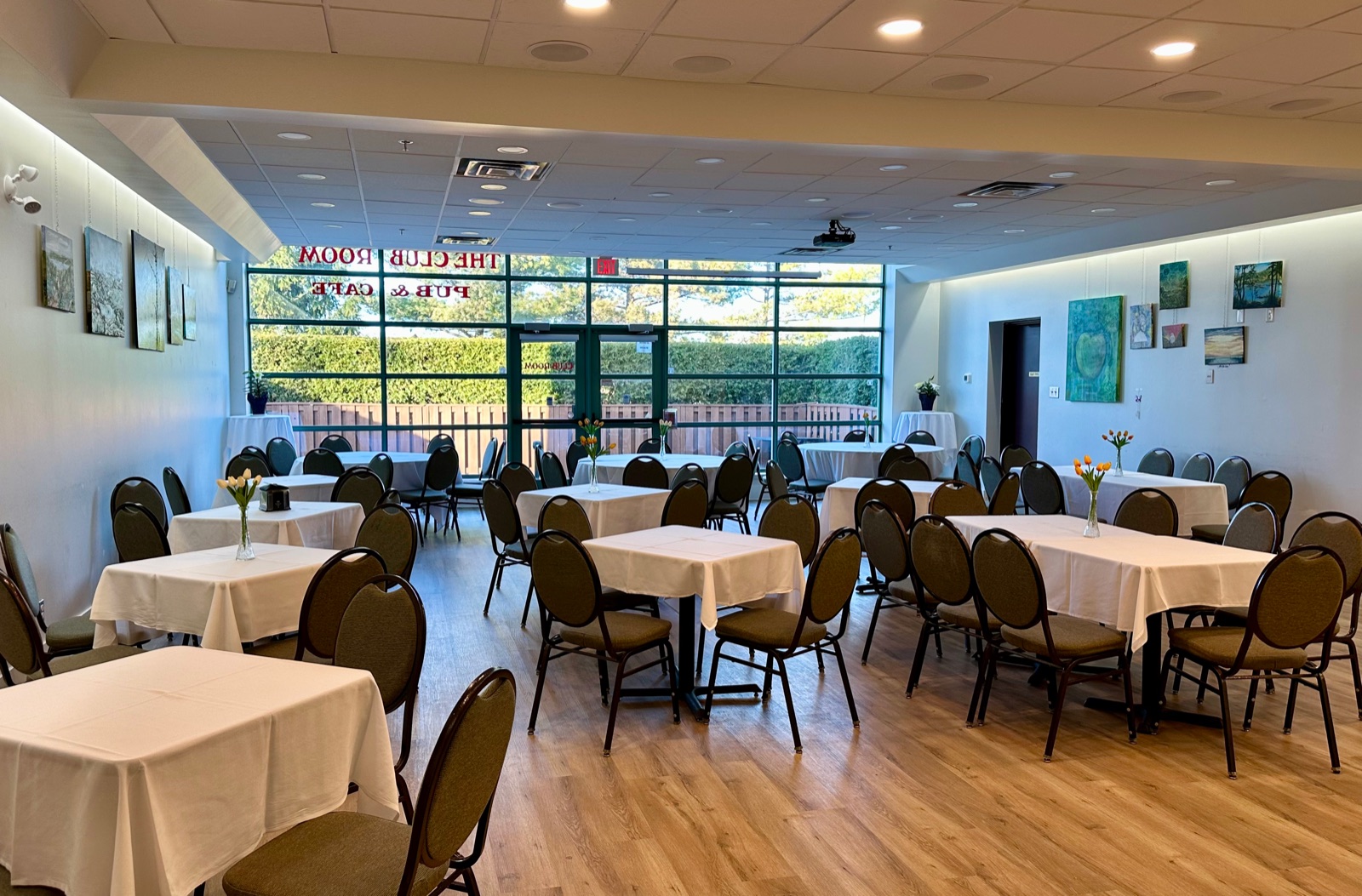 Club Room set with dining tables